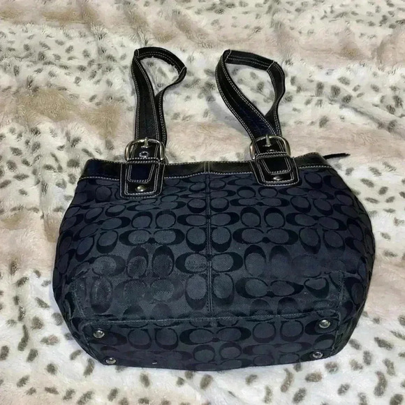 Coach Handbag - Picture 2 of 4